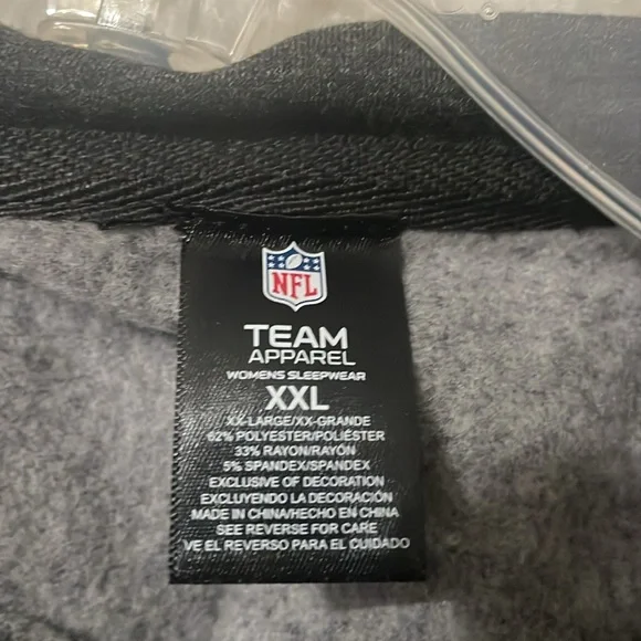 Super soft San Francisco 49ers ladies sweatshirt. Size xxl. NWOT - Picture 5 of 5